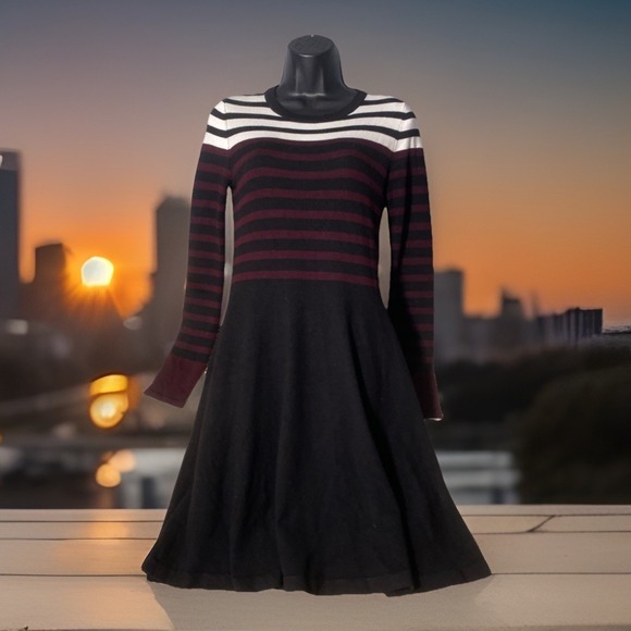 Vince Camuto Dresses & Skirts - Vince Camuto Fit Flare Sweater Dress Size XS‎  Black Red Striped Long Sleeve